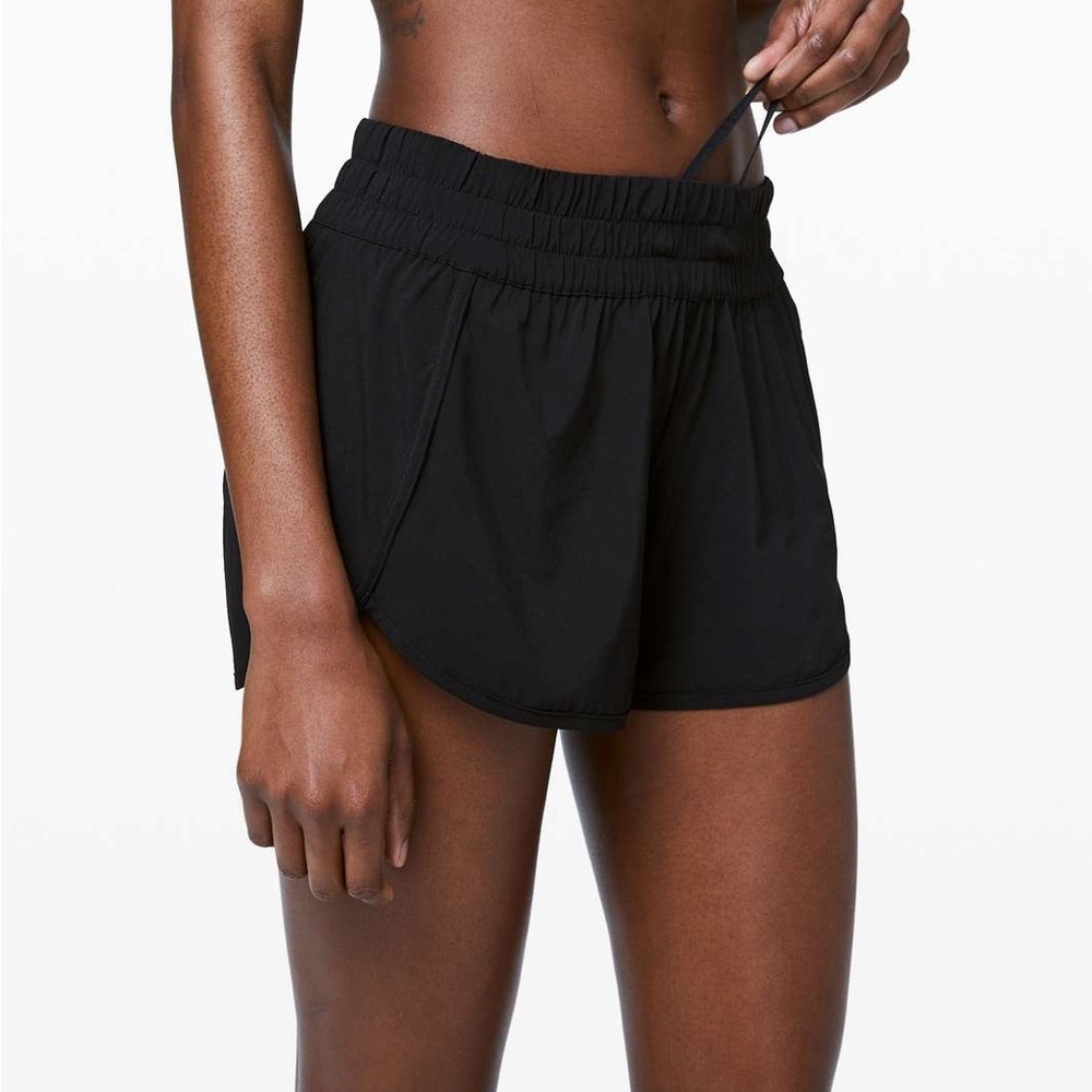 Lululemon Tracker Short V *4" Black SZ 4